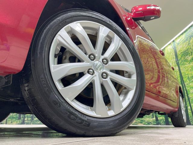 �y����16�C���`�A���~�z�C�[���z�O�ςɃ}�b�`���������A���~�z�C�[���𑕒����Ă���܂��B�e��ЊO�A���~�z�C�[����A�X�^�b�h���X�^�C�����戵�����Ă���܂��B���񂲑��k����������