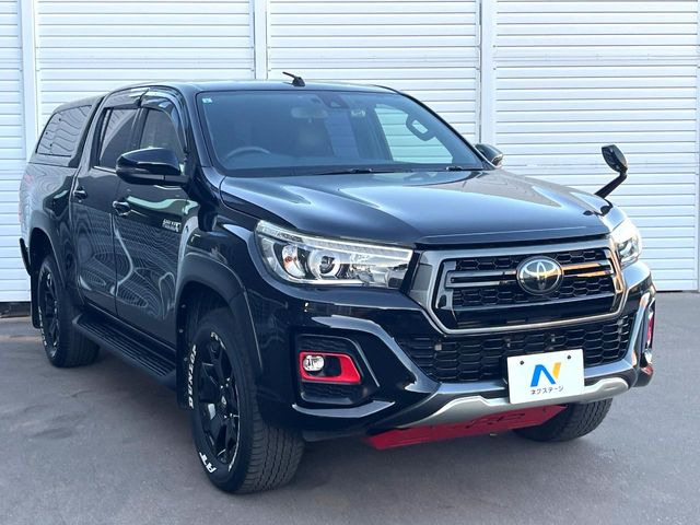 �������x�̃K���X�疌�ŝ����͂������A�㎿�ȃc���E����������B���O����_���J�����؂Ȉ��Ԃ�ی삵�A�F�����E�򉻂�h�~�B�u�e�X�v���b�V���R�[�g�v�A�u�e�v���~�b�T�R�[�g�v���炨�I�т��������܂��B