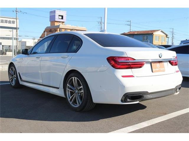 ���Ǝҗl�ւ̔̔��͂��f�肳���Ă��������܂��B �Ԍ������ԗ��̏ꍇ�́A�Ԍ����擾�������x�������z�ŕ\�����Ă���܂��B