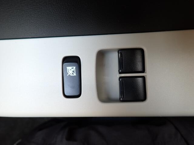 �O�Ȃ̑��̊J�͓d���ɂȂ�܂��̂ŁA�֗��ł���ˁB