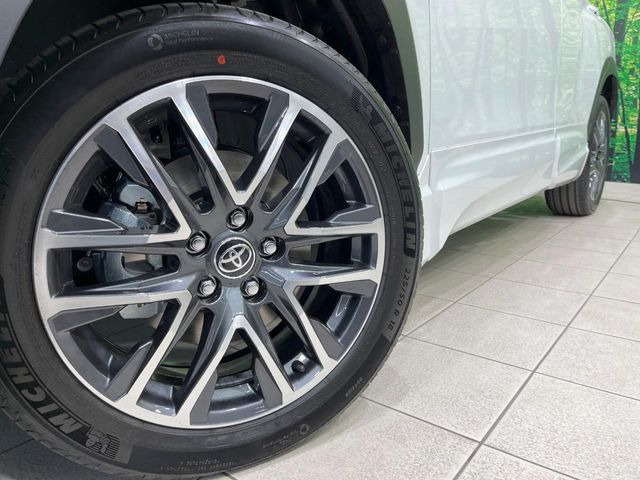 �y����18�C���`�A���~�z�C�[���z�O�ςɃ}�b�`���������A���~�z�C�[���𑕒����Ă���܂��B�e��ЊO�A���~�z�C�[����A�X�^�b�h���X�^�C�����戵�����Ă���܂��B���񂲑��k����������