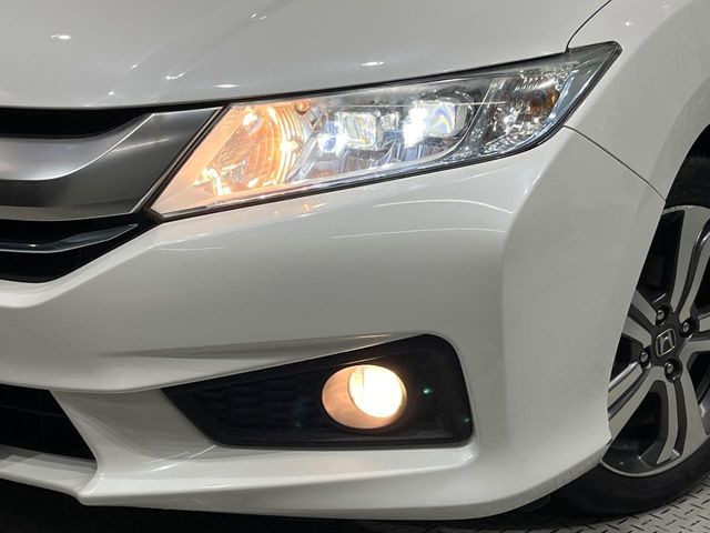 �yLED�w�b�h���C�g�z���V����ԑ��s�����ǍD�Ȏ��E���m�ۂ����S���ĉ^�]�ł��鍂�P�xLED�w�b�h���C�g�𑕔�!�_�����x�������A����d�͂��}�����Ă��܂��B