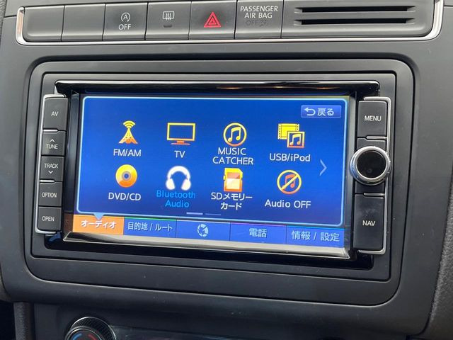 ��Bluetooth:���莝���̃X�}�[�g�t�H���ȂǂƐڑ����A�n���Y�t���[�ʘb��Տꊴ����~���[�W�b�N�Đ������y���݂��������܂��B�����ڑ��ł��̂Ŕς킵��������܂����