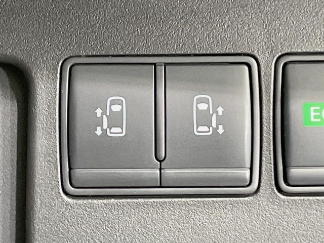 �y�����p���[�X���C�h�h�A�z�X�}�[�g�L�[��^�]�Ȃ̃X�C�b�`�Ō�ȗ����X���C�h�h�A�̊J���\���d��������͂����ăh�A���J����K�v�������A�����Ȃ��q�l�ł��ȒP�ɊJ���߂ł����K�ł���