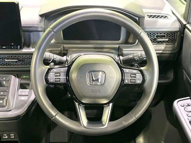 �y�����v�����X�e�A�����O�z�㎿�Ȋv���g�p���邱�ƂŁA��ɂ����������݂ƂĂ��^�]���₷���n���h���ł���