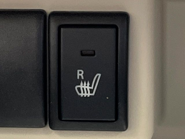 �y�V�[�g�q�[�^�[�z�������ɏd�󂷂�V�[�g�q�[�^�[!�G�A�R����葁�����܂��Ă����̂Ŋ�����̐l�����S�ł��ˁ�G�A�R���̉����͊������邩����A�Ƃ������ɂ����������߂ł��B