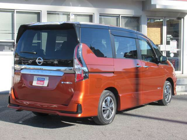 セレナ1.2 e-POWER ハイウェイスターV