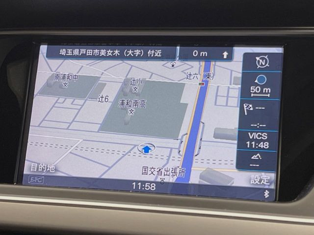 �������i�r:��̊��̂���i�r�́A����������ԓ������o���Ă���܂��BBluetooth�Đ��ȂǃI�[�f�B�I�@�\���[�����Ă���܂��̂ŁA�^�]�����y���߂܂���