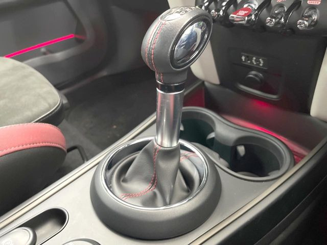 ��MT���[�h�t��AT:�ʏ�͎����ł����Ȃ���ϑ�(�M�A�`�F���W)���h���C�o�[�̑���ɂ���ĈӐ}�I�ɕς�����V�X�e���ł��B����w���i�̃h���C�u�����y���݂��������܂�!