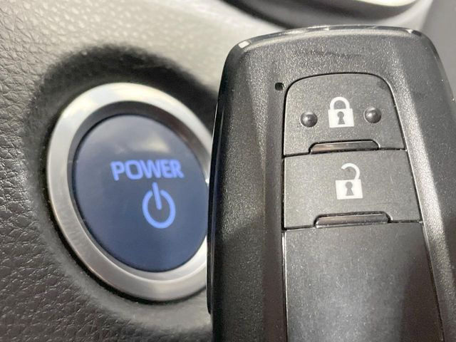 �y�X�}�[�g�L�[�z�J�o����|�P�b�g�ɓ��ꂽ�܂܂ł��h�A�̎{���E�������\�ȃX�}�[�g�L�[�𑕔��B�G���W���̃I���E�I�t�����J�M�����o���K�v����������Ƃ��Ă��֗��ł���