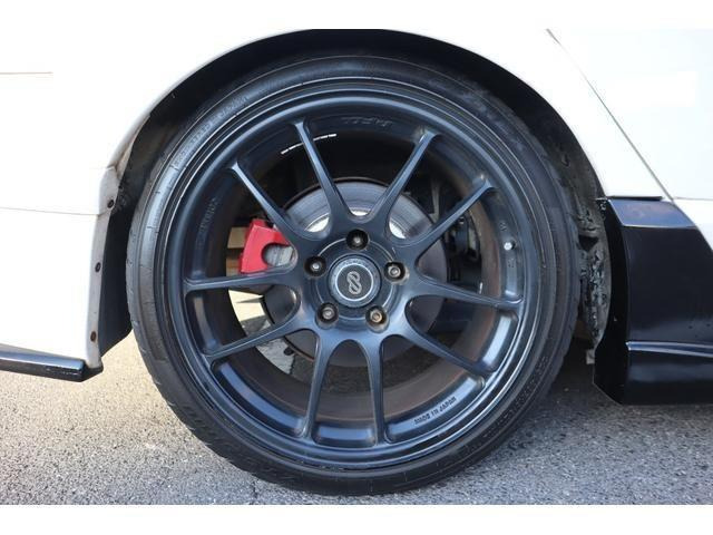 �O�iF:SSR�AR:ENKEI18�C���`AW�ł��B�^�C����3���R���炢����܂��B