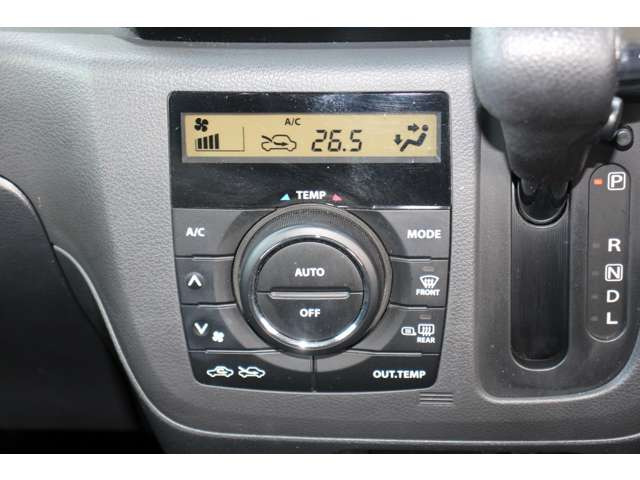 �I�[�g�G�A�R��