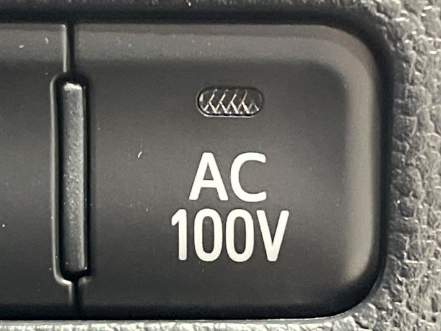 �y�A�N�Z�T���[�R���Z���g�z�L�����v��X�|�[�c�A�A�E�g�h�A�ł̃A�N�e�B�r�e�B�͂������A�ЊQ�E��d�̍ۂɏ����ɂ��Ȃ�AC100V�R���Z���g�𑕔���P�[�^�C��^�u���b�g�A�Q�[���@��̏[�d�ɂ���