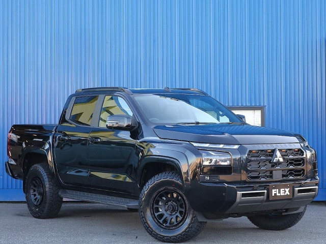 トライトン2.4 GSR ディーゼル 4WD