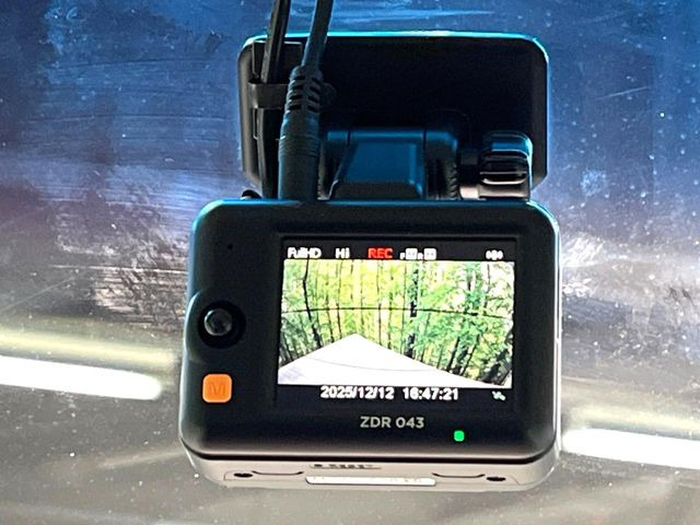 �y�h���C�u���R�[�_�[�z���S�E���S�ȃJ�[���C�t�ɕK�{�̃h���C�u���R�[�_�[�𑕔�!���s���͂������A������^�]�⎖�̂ɑ��������ۂ̏󋵂��f���ŋL�^���A����̃��X�N�ɔ����܂��B