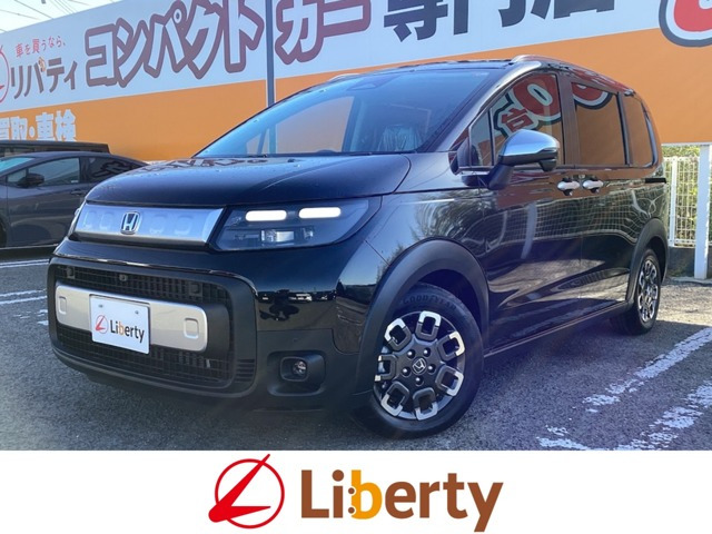 フリード1.5 e:HEV クロスター