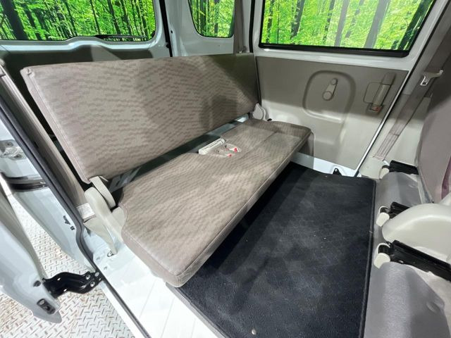 �L�X�Ƃ���2��ڃV�[�g�͋��Z���������A���S�n�����K!�F�B��Ƒ��Ƃ̂��o�����ɂ҂�����ł��B�x�r�[�V�[�g��`���C���h�V�[�g�g�p�������K�ɂ��߂�������������\���ȋ�Ԃ��m�ۂ��Ă��܂��B