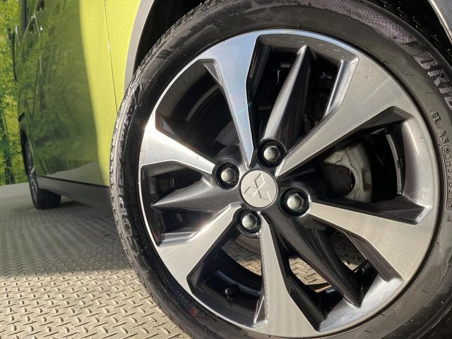 �y����15�C���`�A���~�z�C�[���z�O�ςɃ}�b�`���������A���~�z�C�[���𑕒����Ă���܂��B�e��ЊO�A���~�z�C�[����A�X�^�b�h���X�^�C�����戵�����Ă���܂��B���񂲑��k����������