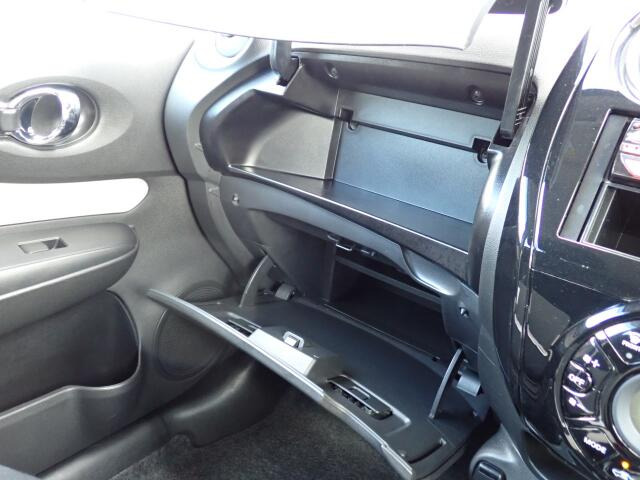 ���[�����Ղ�O���[�u�{�b�N�X�B