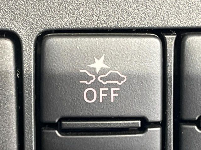 �y�X�}�[�g�A�V�X�g�z���s���ɑO���̎ԗ�����F�����A�Փ˂������Ȏ��͌x��ƃu���[�L�ŏՓˉ���Ɣ�Q�y�����A�V�X�g�B�����S�Ƀh���C�u�����y���݂��������܂��B