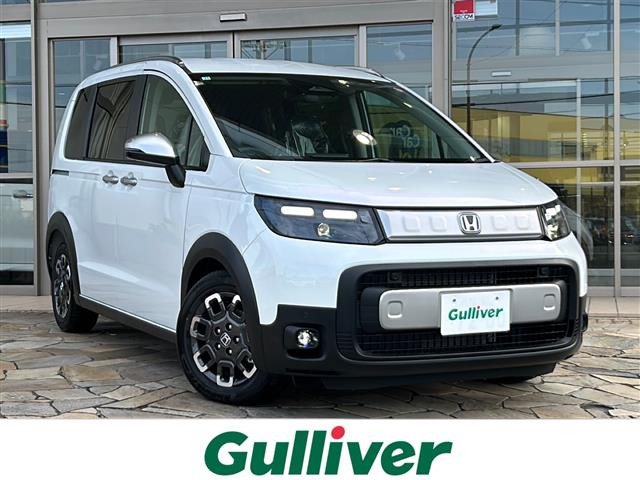 フリード1.5 e:HEV クロスター