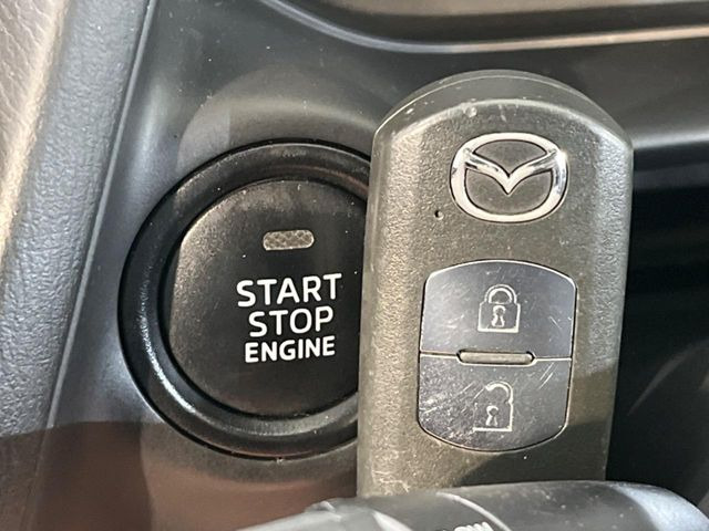 �y�A�h�o���X�g�L�[�z�J�o����|�P�b�g�ɓ��ꂽ�܂܂ł��h�A�̎{���E�������\�ȃX�}�[�g�L�[�𑕔��B�G���W���̃I���E�I�t�����J�M�����o���K�v����������Ƃ��Ă��֗��ł���