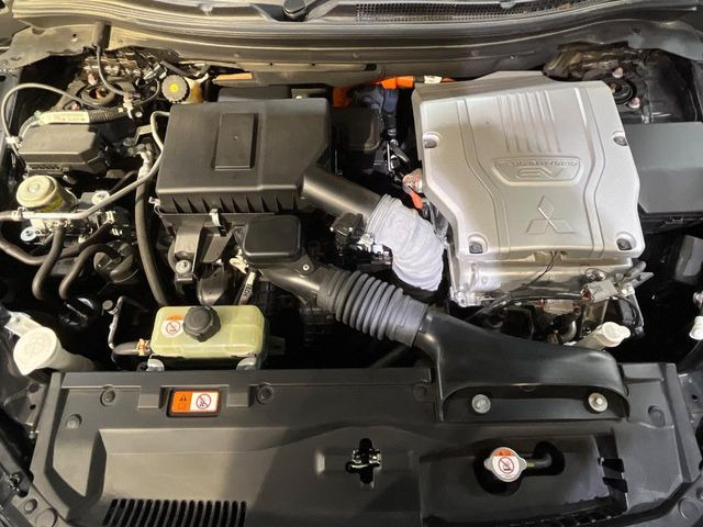 �e�؁E���J�Ȑ�僁�J�j�b�N�X�^�b�t������!�E�Ԍ��E�_�������E���̓��̏C���ȂǃA�t�^�[�T�[�r�X�����S�B���Ԃ̃J�X�^�}�C�Y���l�N�X�e�[�W�̃T�[�r�X�X�^�b�t�܂ł����k���������B