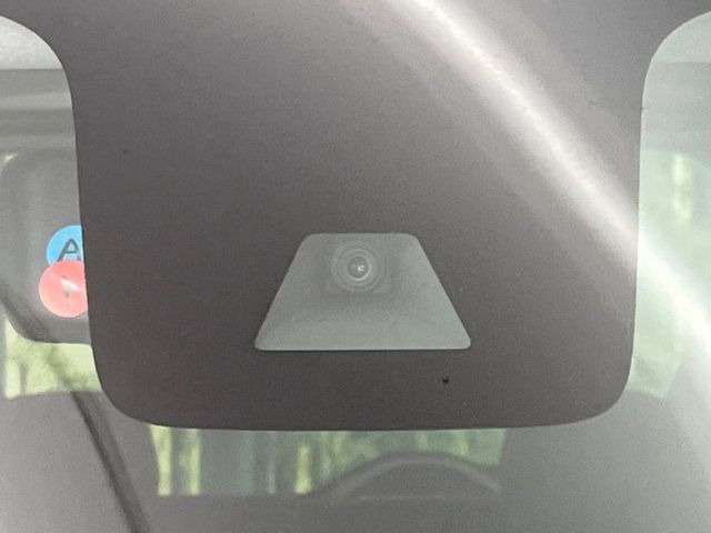 �y�O�He-Assist�z���s���ɑO���̎ԗ�����F�����A�Փ˂������Ȏ��͌x��ƃu���[�L�ŏՓˉ���Ɣ�Q�y�����A�V�X�g�B�����S�Ƀh���C�u�����y���݂��������܂��B