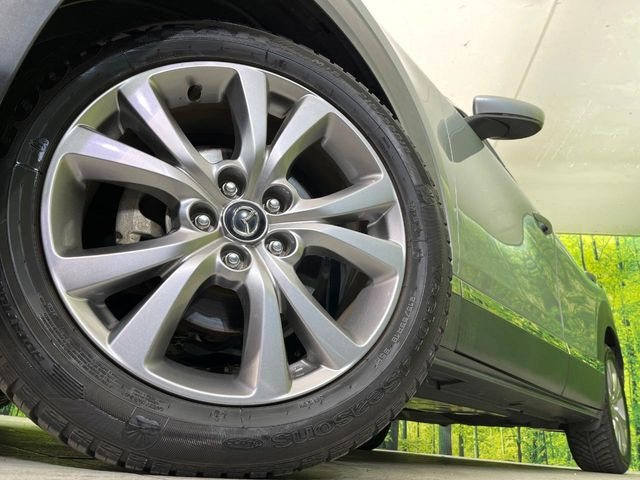 �y����18�C���`�A���~�z�C�[���z�O�ςɃ}�b�`���������A���~�z�C�[���𑕒����Ă���܂��B�e��ЊO�A���~�z�C�[����A�X�^�b�h���X�^�C�����戵�����Ă���܂��B���񂲑��k����������