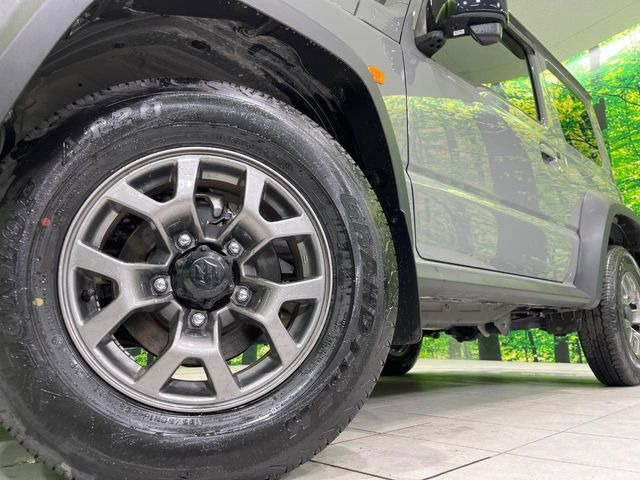 �y����15�C���`�A���~�z�C�[���z�O�ςɃ}�b�`���������A���~�z�C�[���𑕒����Ă���܂��B�e��ЊO�A���~�z�C�[����A�X�^�b�h���X�^�C�����戵�����Ă���܂��B���񂲑��k����������