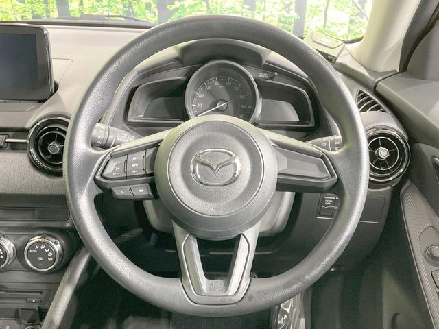 �y�X�e�A�����O�X�C�b�`�z�^�]���A�O������ڐ������炷���ƂȂ��A�I�[�f�B�I���̑��삪�\�ȕ֗��@�\!���S&���K�ȃh���C�u�����o���Ă���܂���