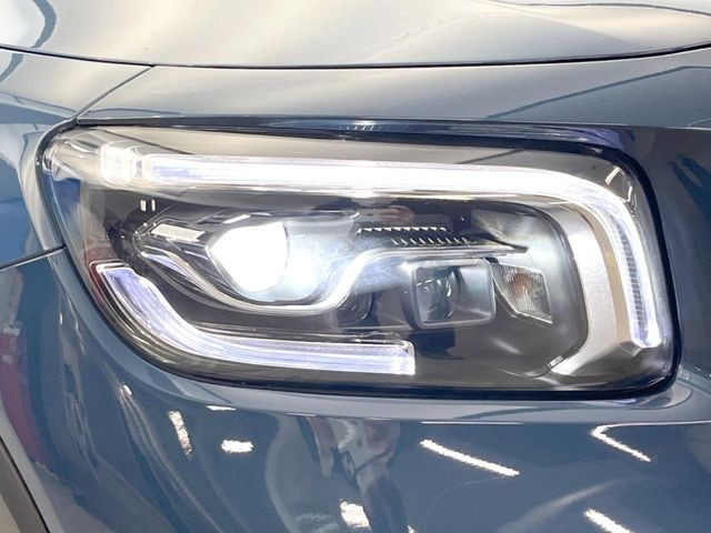 ��LED�w�b�h���C�g:��ԑ��s�����ǍD�Ȏ��E���m�ۂ����S���ĉ^�]�ł��鍂�P�xLED�w�b�h���C�g�𑕔�!�_�����x�������A����d�͂��}�����Ă��܂��B