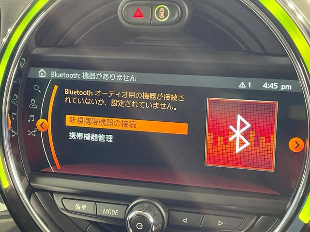 ��Bluetooth:���莝���̃X�}�[�g�t�H���ȂǂƐڑ����A�n���Y�t���[�ʘb��Տꊴ����~���[�W�b�N�Đ������y���݂��������܂��B�����ڑ��ł��̂Ŕς킵��������܂����