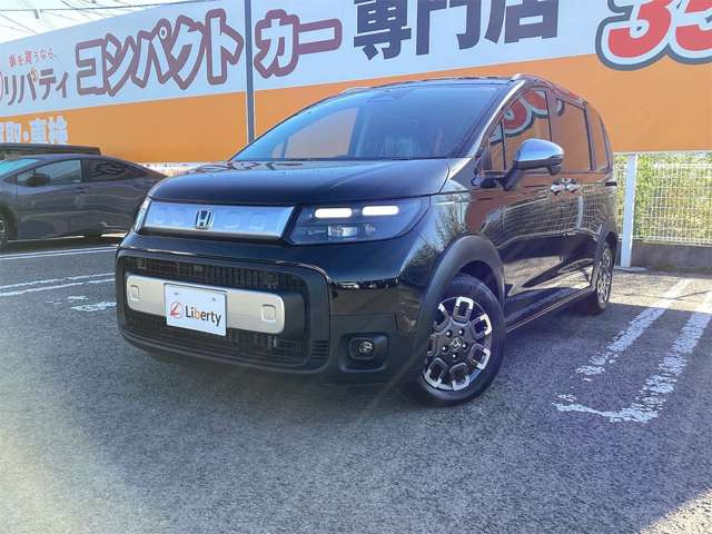 フリード1.5 e:HEV クロスター