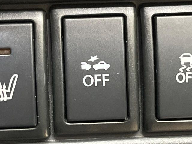 �y���[�_�u���[�L�T�|�[�g�z���s���ɑO���̎ԗ�����F�����A�Փ˂������Ȏ��͌x��ƃu���[�L�ŏՓˉ���Ɣ�Q�y�����A�V�X�g�B�����S�Ƀh���C�u�����y���݂��������܂��B