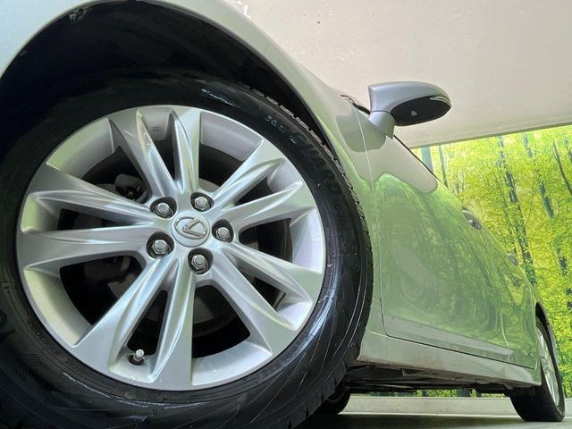 �y����16�C���`�A���~�z�C�[���z�O�ςɃ}�b�`���������A���~�z�C�[���𑕒����Ă���܂��B�e��ЊO�A���~�z�C�[����A�X�^�b�h���X�^�C�����戵�����Ă���܂��B���񂲑��k����������