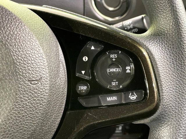 �y�A�_�v�e�B�u�N���[�Y�R���g���[���z�������H�ł̒��������s���y��!!�����ő��x��ۂN���[�Y�R���g���[�����A�Փˌy���V�X�e���ƘA�g���A�O���̎ԗ������m���ĎԊԂ�ۂ悤�ɑ��x���߂��Ă���܂�!!