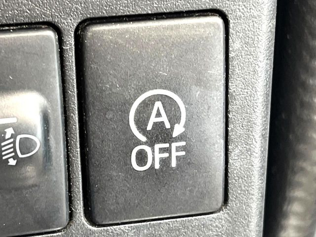 �y�A�C�h�����O�X�g�b�v�z�ԐM����a�؂Œ�Ԃ����ۂɃG���W�����~���A���ʂȔR���̏����}���܂��B�R��������ی�ɂȂ���@�\��G���W���̓u���[�L�𗣂��΍Ďn�����܂��B