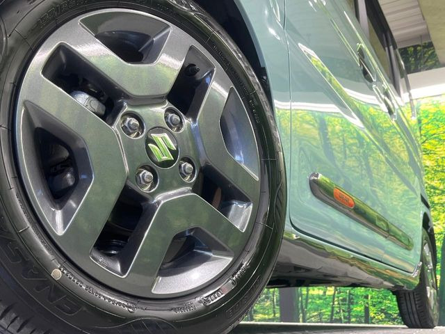 �y����14�C���`�A���~�z�C�[���z�O�ςɃ}�b�`���������A���~�z�C�[���𑕒����Ă���܂��B�e��ЊO�A���~�z�C�[����A�X�^�b�h���X�^�C�����戵�����Ă���܂��B���񂲑��k����������