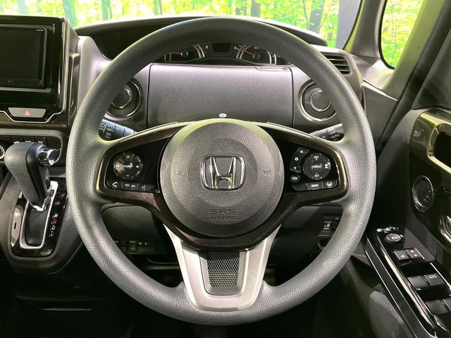 �y�X�e�A�����O�X�C�b�`�z�^�]���A�O������ڐ������炷���ƂȂ��A�I�[�f�B�I���̑��삪�\�ȕ֗��@�\!���S&���K�ȃh���C�u�����o���Ă���܂���