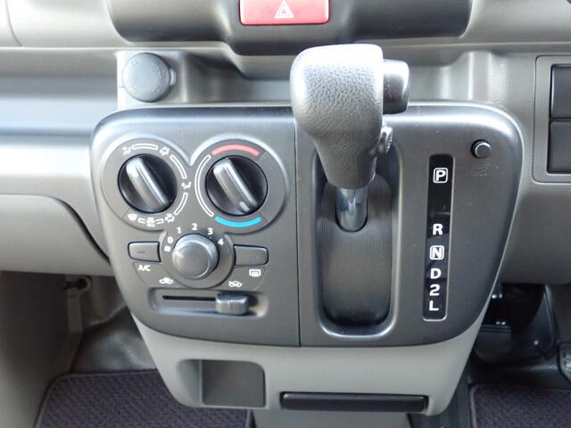 �V�t�g�ƃG�A�R���ł��B�_�C�������̃}�j���A���G�A�R���ɂȂ�܂��B�V���v���Ŏg���₷��!