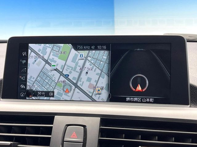 �������i�r:��̊��̂���i�r�́A����������ԓ������o���Ă���܂��B�I�[�f�B�I�@�\���[�����Ă���܂��̂ŁA�^�]�����y���߂܂���