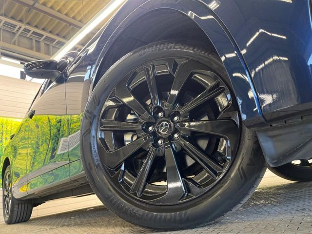 �y����20�C���`�A���~�z�C�[���z�O�ςɃ}�b�`���������A���~�z�C�[���𑕒����Ă���܂��B�e��ЊO�A���~�z�C�[����A�X�^�b�h���X�^�C�����戵�����Ă���܂��B���񂲑��k����������