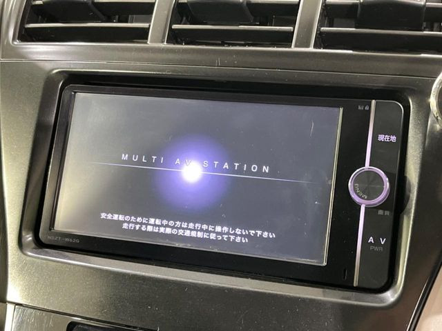 �y�����i�r�z�l�C�̏����i�r�𑕔����Ă���܂��B�i�r�̎g���₷���͂������A�I�[�f�B�I�@�\���[��!�L�����v�◷�s�͂������A�ʋ΂┃�����ȂǕ��i�̃h���C�u���y�����Ȃ�͂���