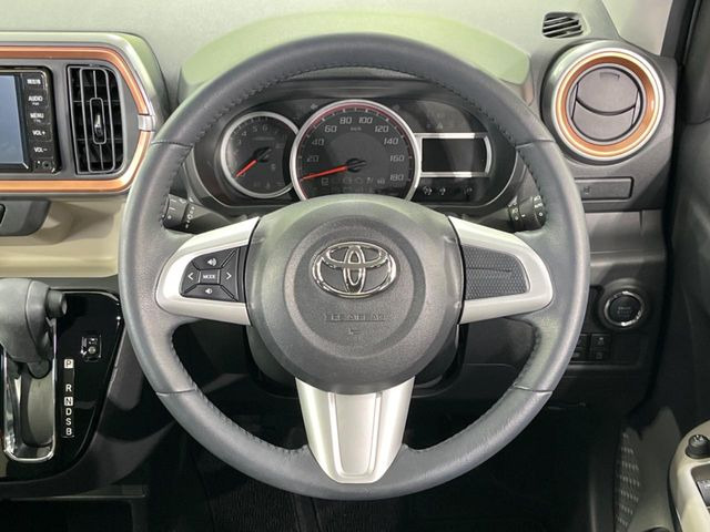 �y�����v�����X�e�A�����O�z�㎿�Ȋv���g�p���邱�ƂŁA��ɂ����������݂ƂĂ��^�]���₷���n���h���ł���