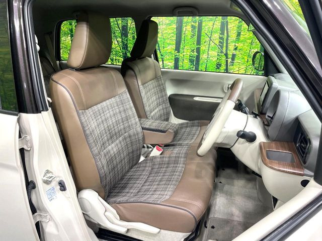 �y�n�[�t���U�[�V�[�g�z�������ƍ���S�n�𗼗������l�C�̃V�[�g���w�ʁE���ʂ̃t�@�u���b�N�f�ނ́A�ʋC���̗ǂ��⊊��ɂ����ɗD��Ă��܂��B�C���╞���ɍ��E���ꂸ���K�ɂ���肢�������܂��B