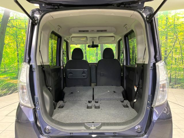 ���i�̂���������ʋ΁A���}���ɏ\���ȉ׎��X�y�[�X���m�ۂ��Ă���܂��B�Z�J���h�V�[�g��|���ƁA�傫�ȉו��̐ύڂ��\�ł���