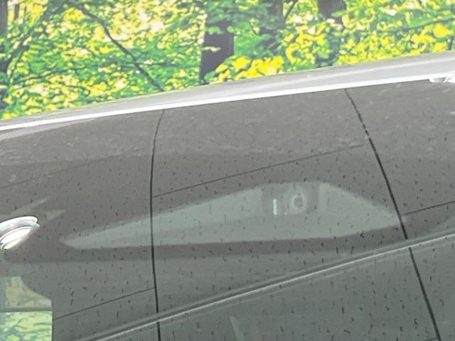 �y�g���^�Z�[�t�e�B�Z���X�z���s���ɑO���̎ԗ�����F�����A�Փ˂������Ȏ��͌x��ƃu���[�L�ŏՓˉ���Ɣ�Q�y�����A�V�X�g�B�����S�Ƀh���C�u�����y���݂��������܂��B