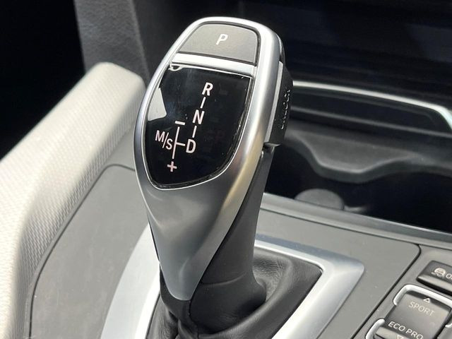 ��MT���[�h�t��AT:�ʏ�͎����ł����Ȃ���ϑ�(�M�A�`�F���W)���h���C�o�[�̑���ɂ���ĈӐ}�I�ɕς�����V�X�e���ł��B����w���i�̃h���C�u�����y���݂��������܂�!