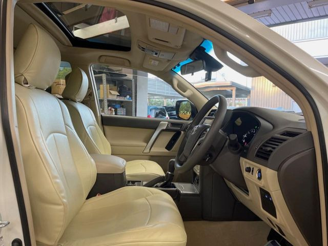 �^�]�ȃV�[�g���͎g�p�������Ȃ��A�ǍD�ȏ�ԂƂȂ��Ă��܂��B���J�Ɏg���Ă������Ƃ��悭�킩��܂��ˁB